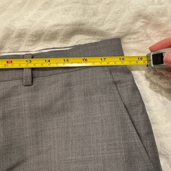 Mantoni Gray Flat-front Wool Trousers Tailored Fit 100% Virgin Wool Super 140’s - Picture 4 of 8